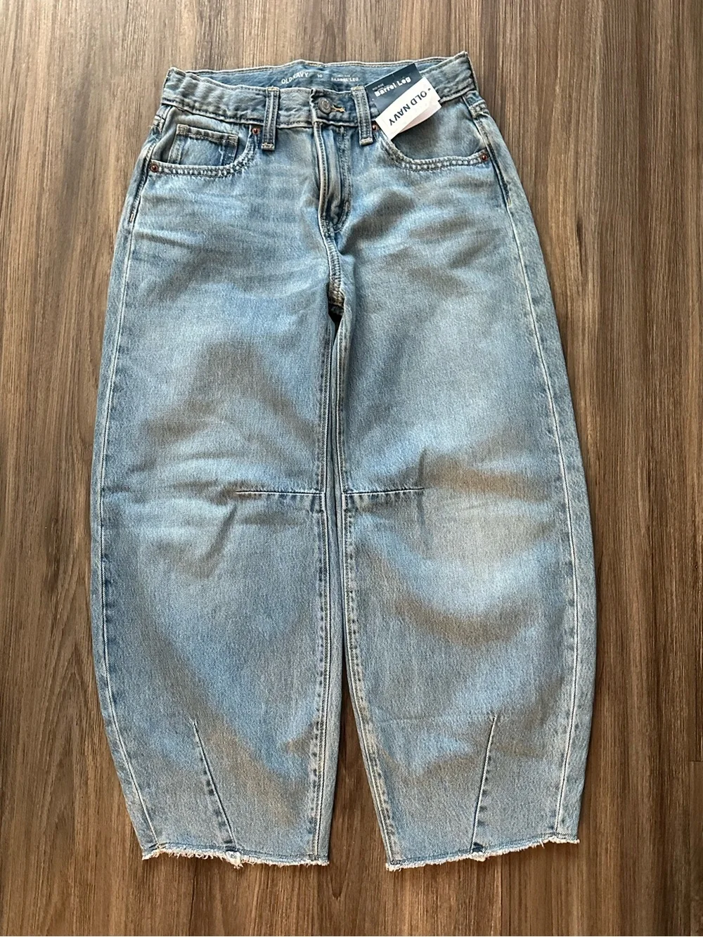 Old Navy Light Blue Wide-Leg Barrel Jeans